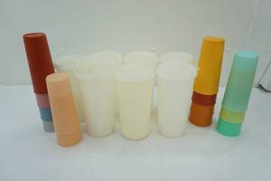 lot 16 image: Tupperware containers, Tupperware glasses lot