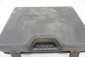 lot 43 image: Auto Emergency Tool Kit