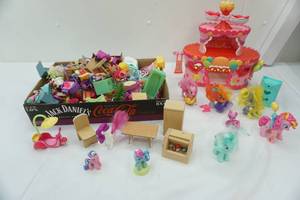 lot 47 image: My Little Pony & Polly Pocket Toy Lot