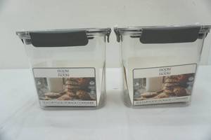 lot 77 image: NEW Room 2 Room 12.6 cup storage containers 2ct