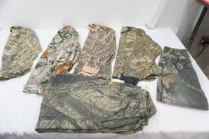 lot 127 image: camo clothes lot