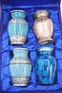lot 138 image: Jars from India