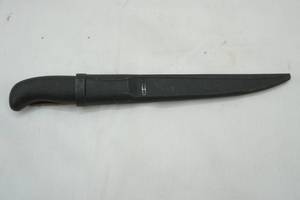 lot 160 image: 6 fillet Knife & sheath