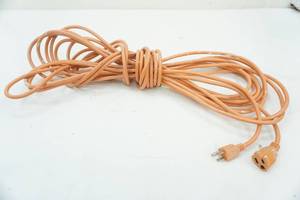 lot 172 image: heavy duty extension cord