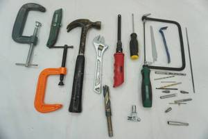 lot 178 image: hand tools & hardware lot
