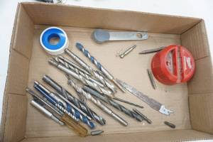 lot 195 image: hand tools lot