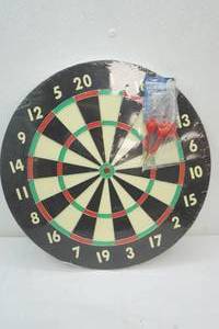 lot 226 image: NEW Dartboard & Darts