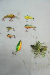 lot 291 image: fishing lures