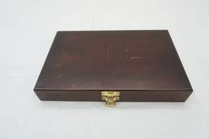 lot 304 image: Gun Cleaning Kit in Wooden Case