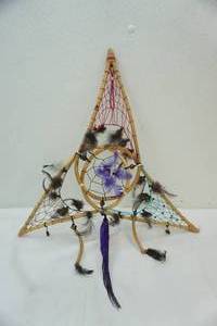 lot 336 image: Dreamcatcher 19 diameter - Celtic Knot