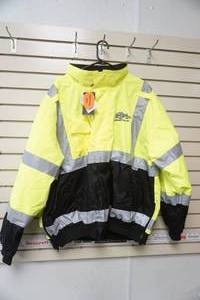 lot 359 image: Mens XXL Curb Master Inc. Safety Coat, New with tags