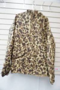 lot 365 image: Waterproof, lined camo raincoat