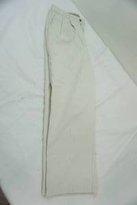 lot 394 image: Dockers Mens 32x30 khaki pants