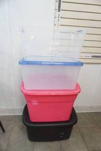 lot 420 image: 4 totes with 3 lids