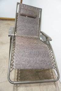 lot 435 image: Bliss Hammock Sun Chair