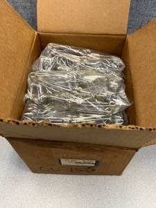 lot 6 image: Box of 144 Test Tube Clamp Holders