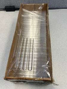 lot 11 image: Box of Disposable Culture Tubes, 16x150mm