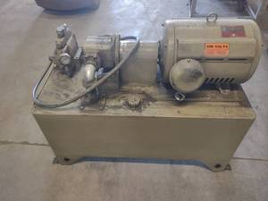 lot 10 image: Hydraulic Pump, 20 hp. 230460 Volt...
