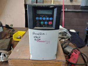 lot 17 image: Allen Bradley Power Flex 400 Adjust...