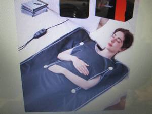 lot 62 image: Infrared Sauna Blanket-Sauna Blanke...