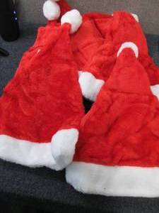 lot 87 image: 6 Santa Hats...