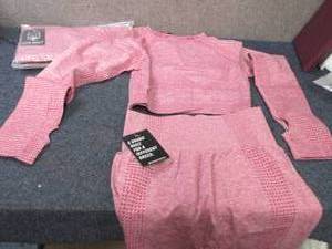lot 139 image: 2 Large Ladies Gym Wolf Yoga Sets...