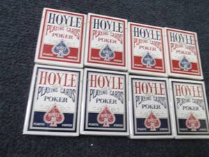 lot 194 image: 8 Packs of Hoyle Offical Poker Play...