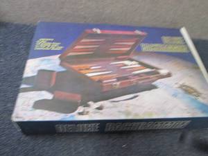 lot 266 image: Deluxe Backgammon Set...