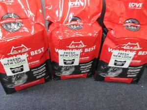 lot 271 image: 3- 8 lb Bags Worlds Best Cat Litte...