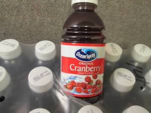 lot 316 image: 18- 10 oz Ocean Spray Cranberry Jui...