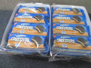 lot 415 image: 2- 8pks (3.03 oz) Oreo Peanut Butte...