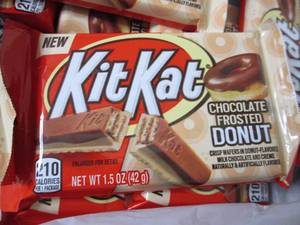 12- 1.5 oz Kit Kat Chocolate Froste...