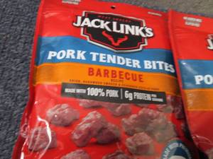 lot 460 image: 4- 4.35 oz Jack Links Barbecue Pork...