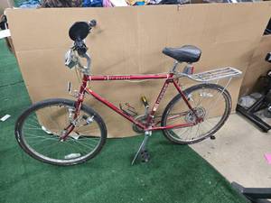 1984 Schwinn Mesa Runner Vintage Mountain/All-Terrain Gravel Bike (used, Replace tires soon)