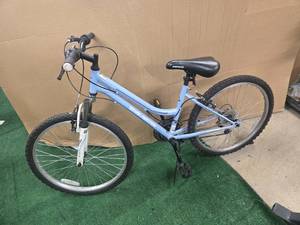24" RoadMaster Mountain Bike ( USED)