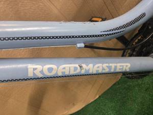 24" RoadMaster Mountain Bike ( USED)