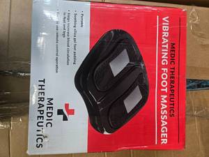 lot 26 image: Medic Therapeutic Vibrating Foot Machine (New and in a box)