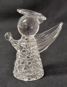 lot 65 image: 1975 Praying -  Carberry Angel  (Glass Blown by Edward Carberry of Marshall Minnesota)  Approx. 3 Tall