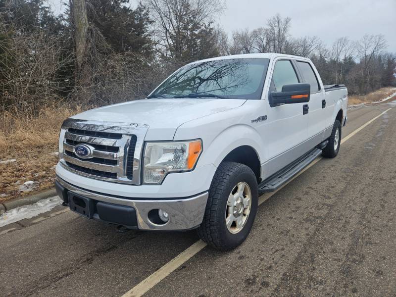 lot 1 image: 2010 Ford F150 XLT 4X4