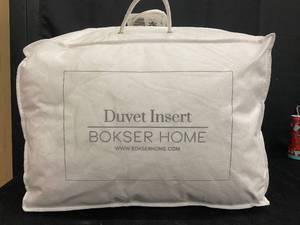 lot 2 image: Bokser Home Duvet Insert with Slightly Damaged Packaging