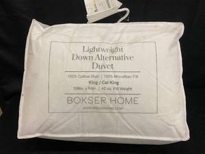 lot 37 image: Bokser Home KingCal King Lightweight Down Alternative Duvet