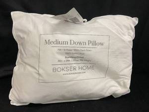 lot 47 image: Medium Down Pillow by Bokser Home - StandardQueen, 700 Fill Power