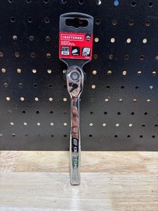 lot 44 image: Craftsman 38 Drive Rachet Slim Head