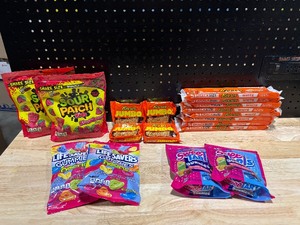 lot 69 image: Misc Food Items