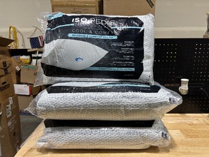 lot 85 image: Queen Size Bed Pillows