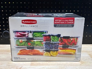 lot 15 image: Rubbermaid Container Set