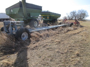 lot 5 image: Very Heavy-Duty Trailer wHydraulic Steerable Axles (would be a good hay trailer project)