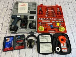 lot 31 image: Tool Lot with Ryobi 12.0v Drill and More