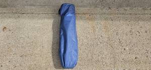 lot 41 image: Portable Folding Outdoor Chair with Drink Holder and Carrying Bag