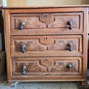 lot 56 image: Wooden Antique Chest of Drawers with Vintage Hardware